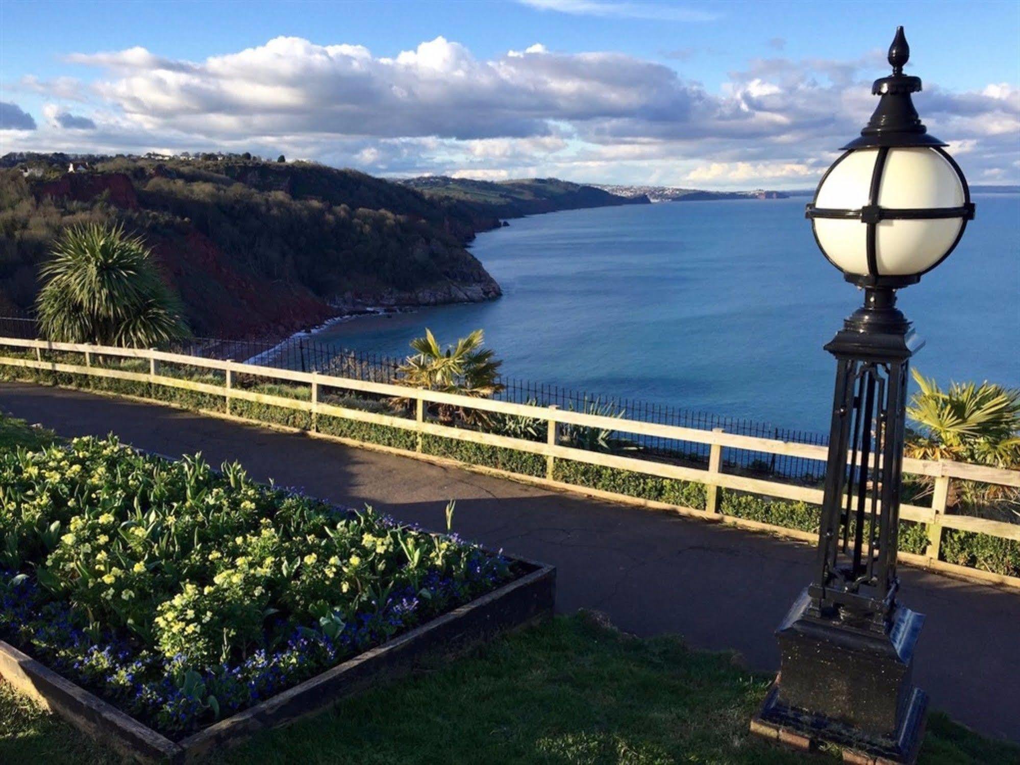 Headland View Boutique B&B トーキー エクステリア 写真